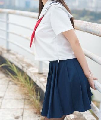 年轻性感的妈妈在线观看
